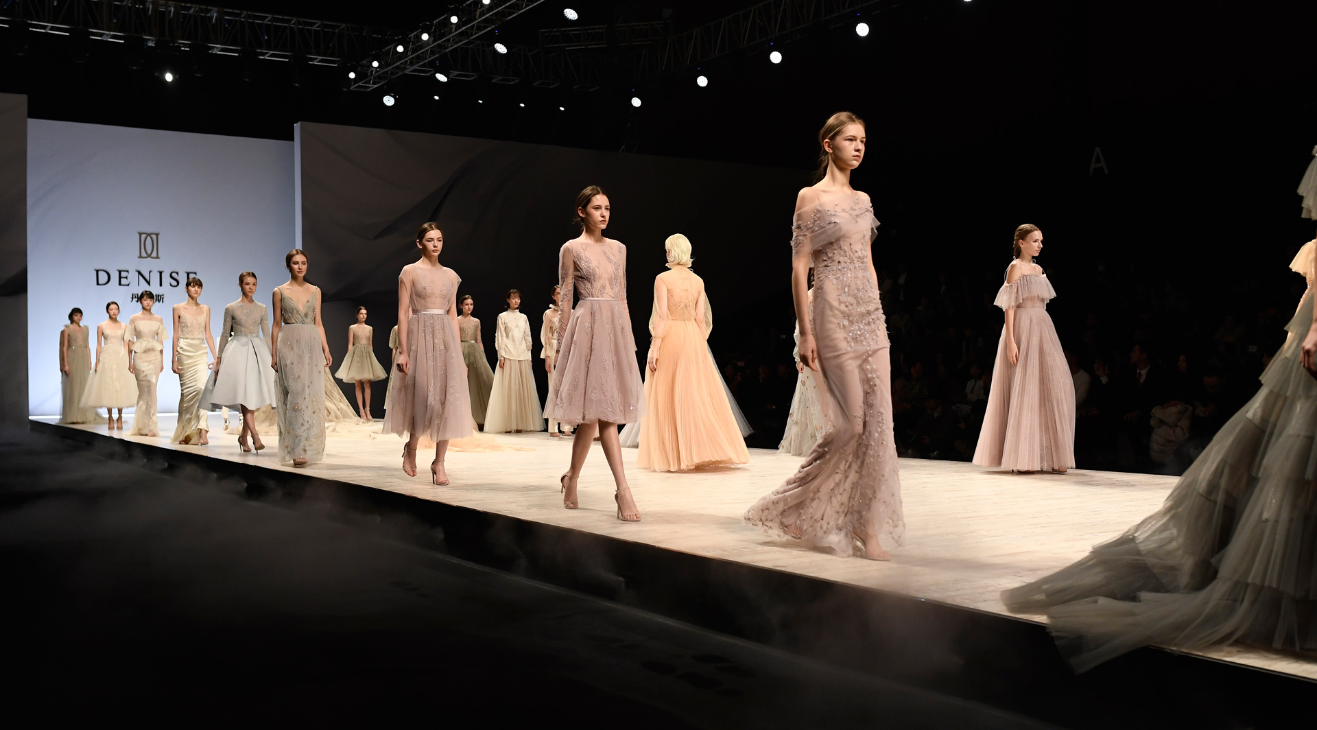 婚纱丨DENISE丹妮斯——婚纱礼服高级定制官方网站